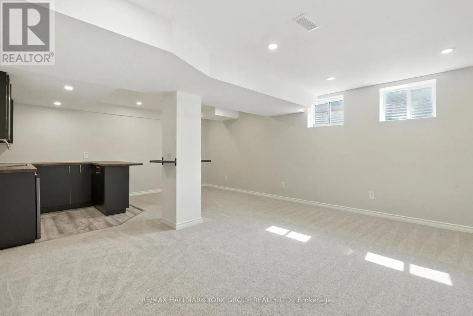 40 HUTT CRESCENT