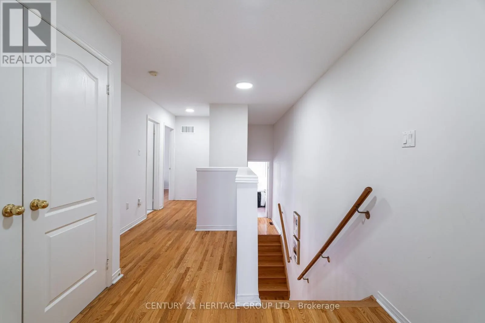 211 KAYLA CRESCENT