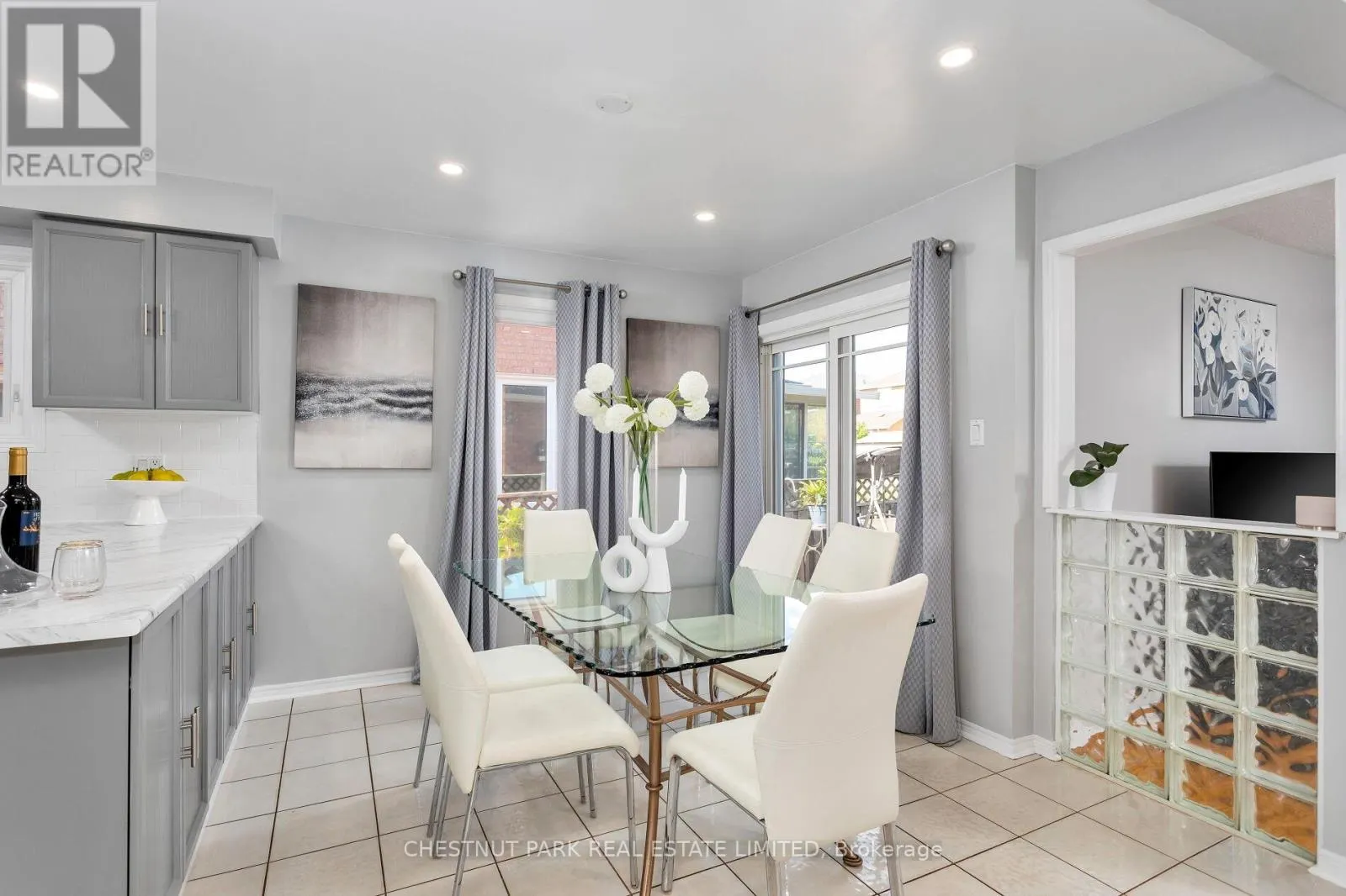 138 LARGO CRESCENT