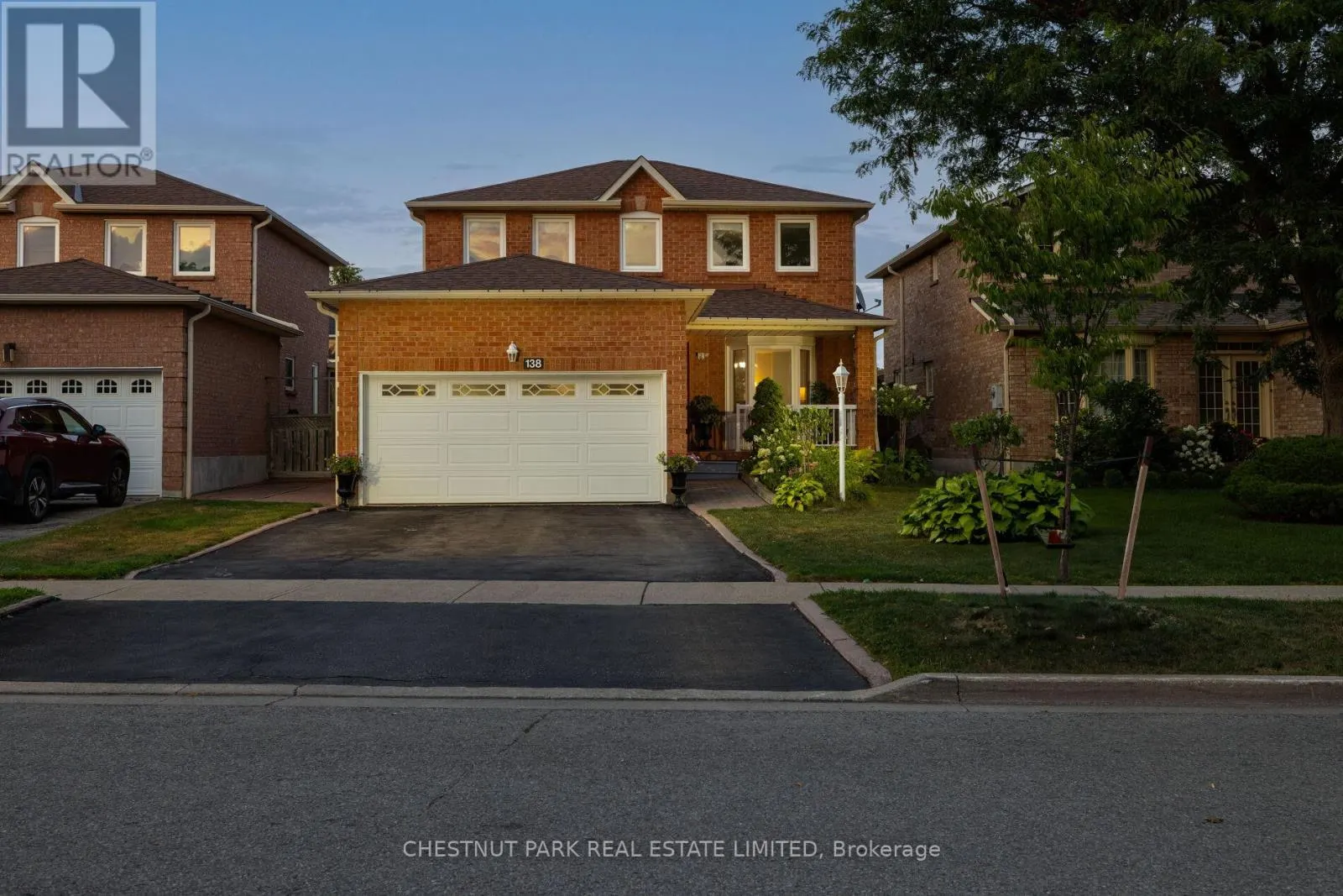 138 LARGO CRESCENT