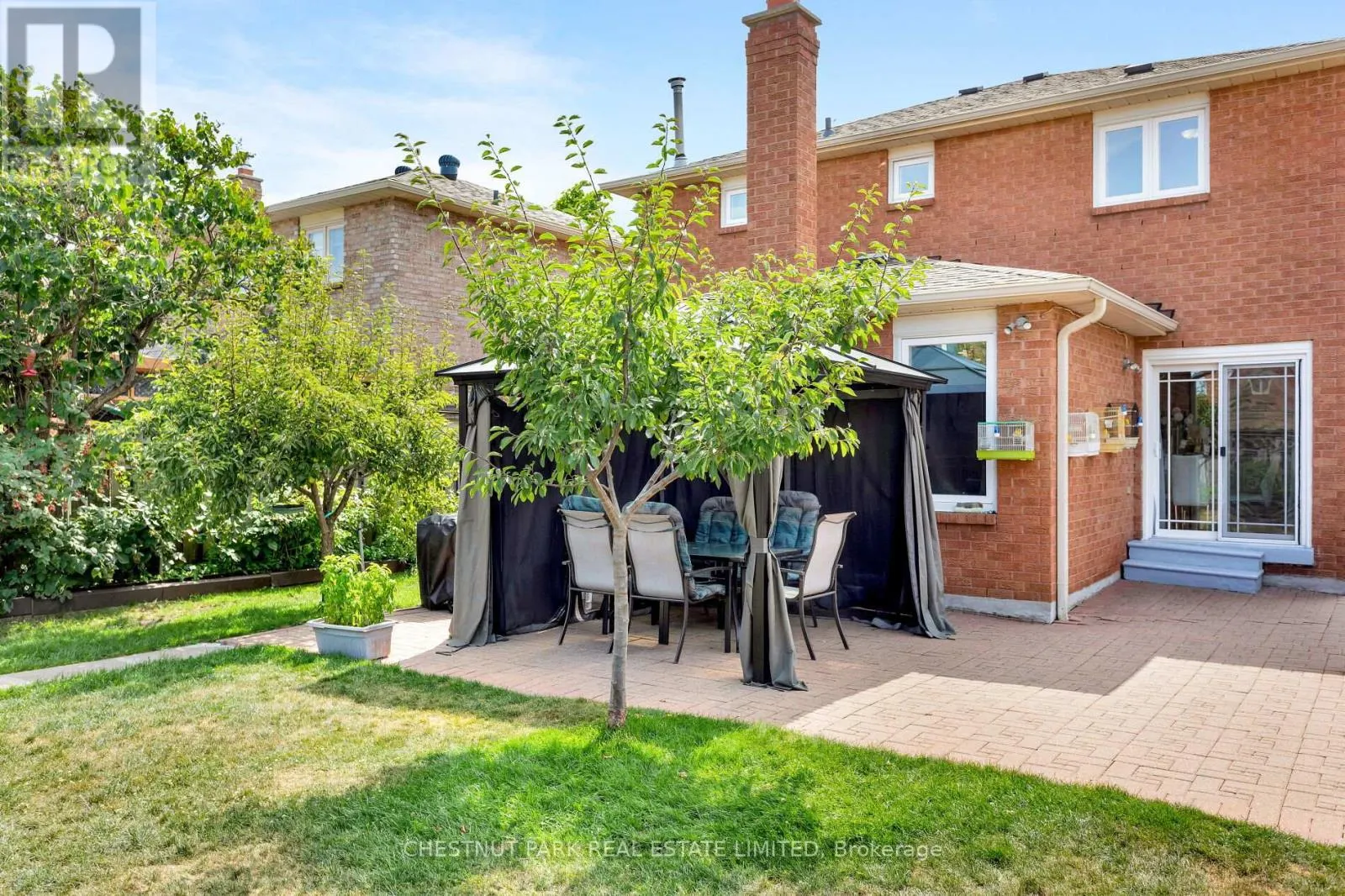 138 LARGO CRESCENT