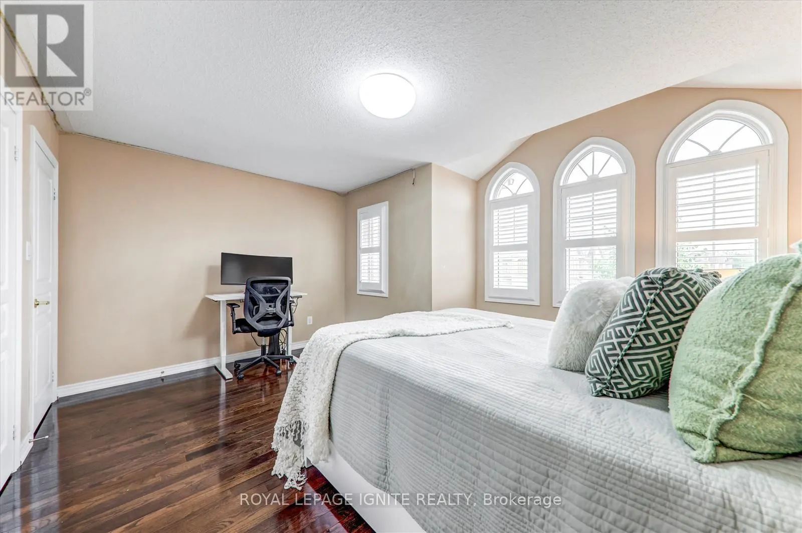 52 BERNBRIDGE ROAD