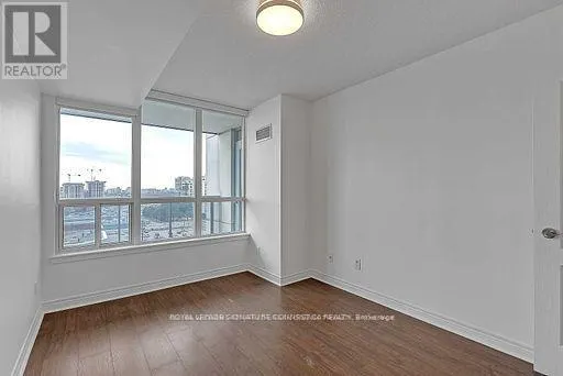 905 - 60 DISERA DRIVE