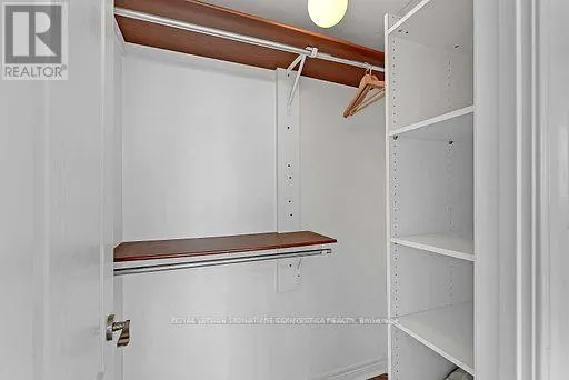 905 - 60 DISERA DRIVE