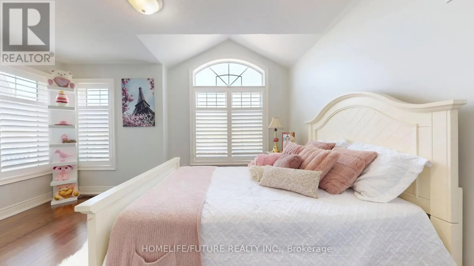 9 BEEBE CRESCENT