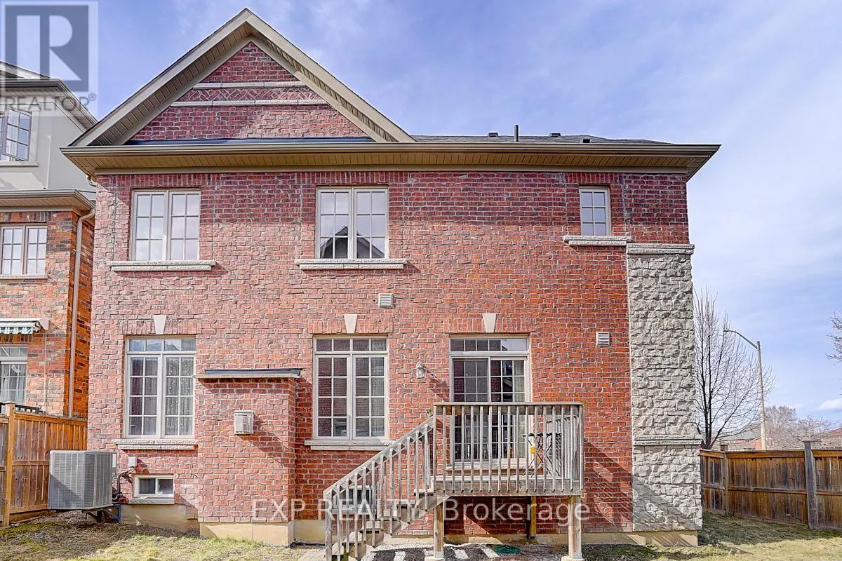 116 DUNLOP STREET