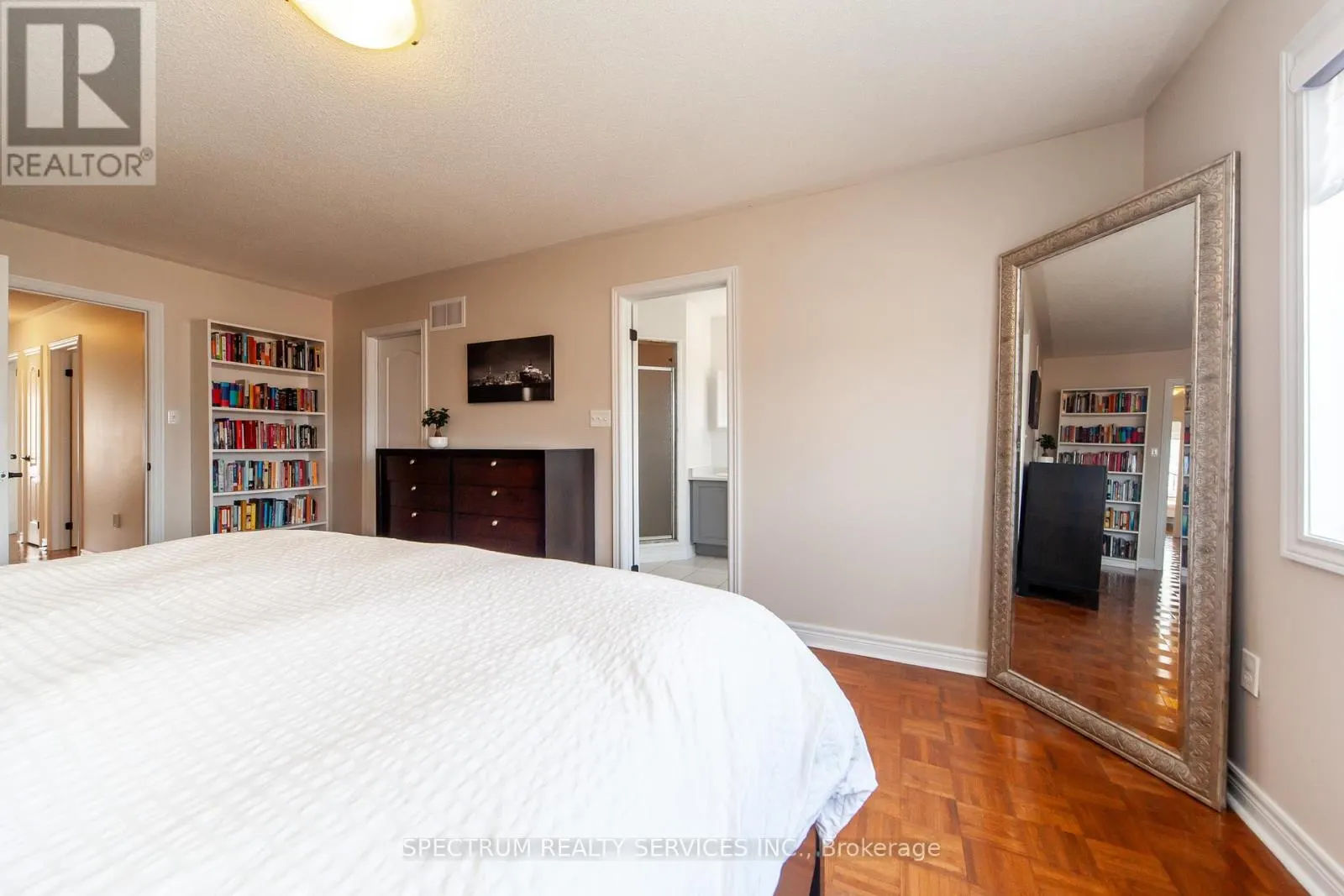20 WORTHVIEW DRIVE