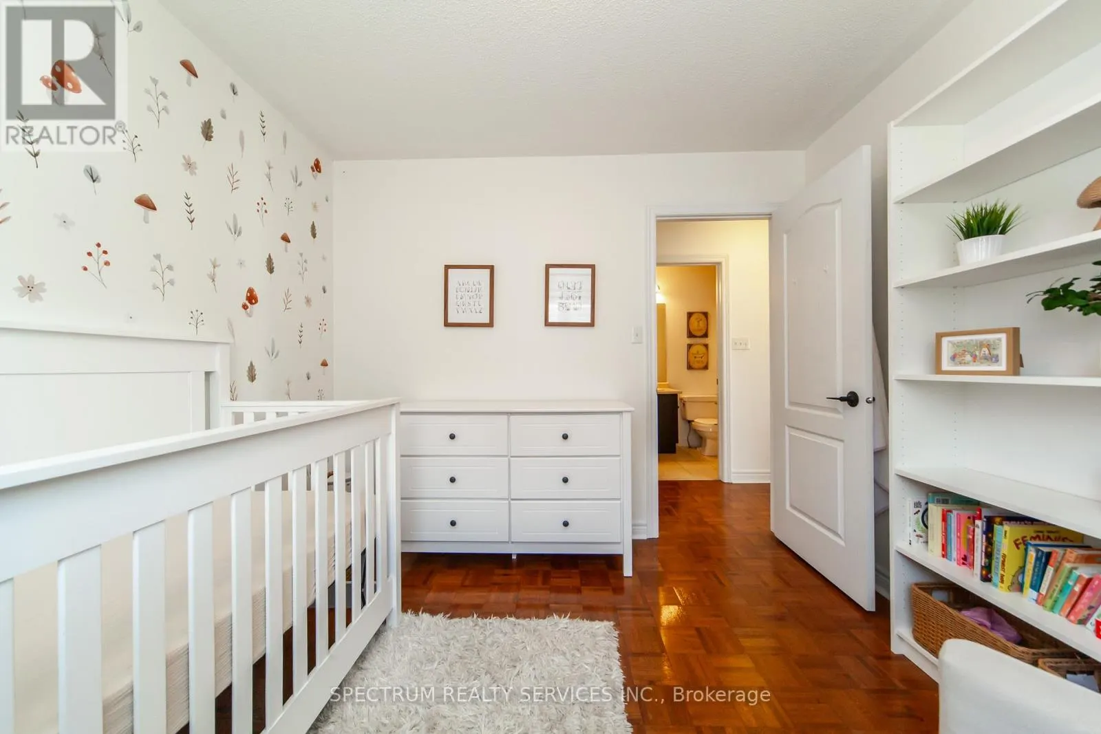 20 WORTHVIEW DRIVE