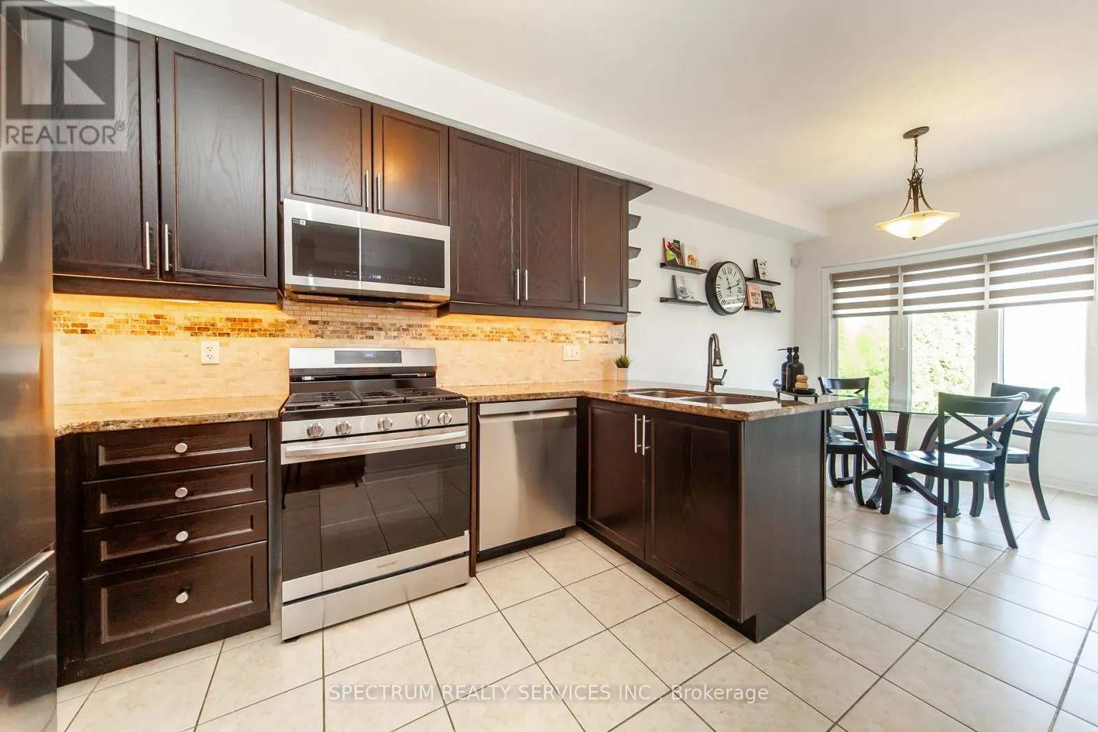 20 WORTHVIEW DRIVE