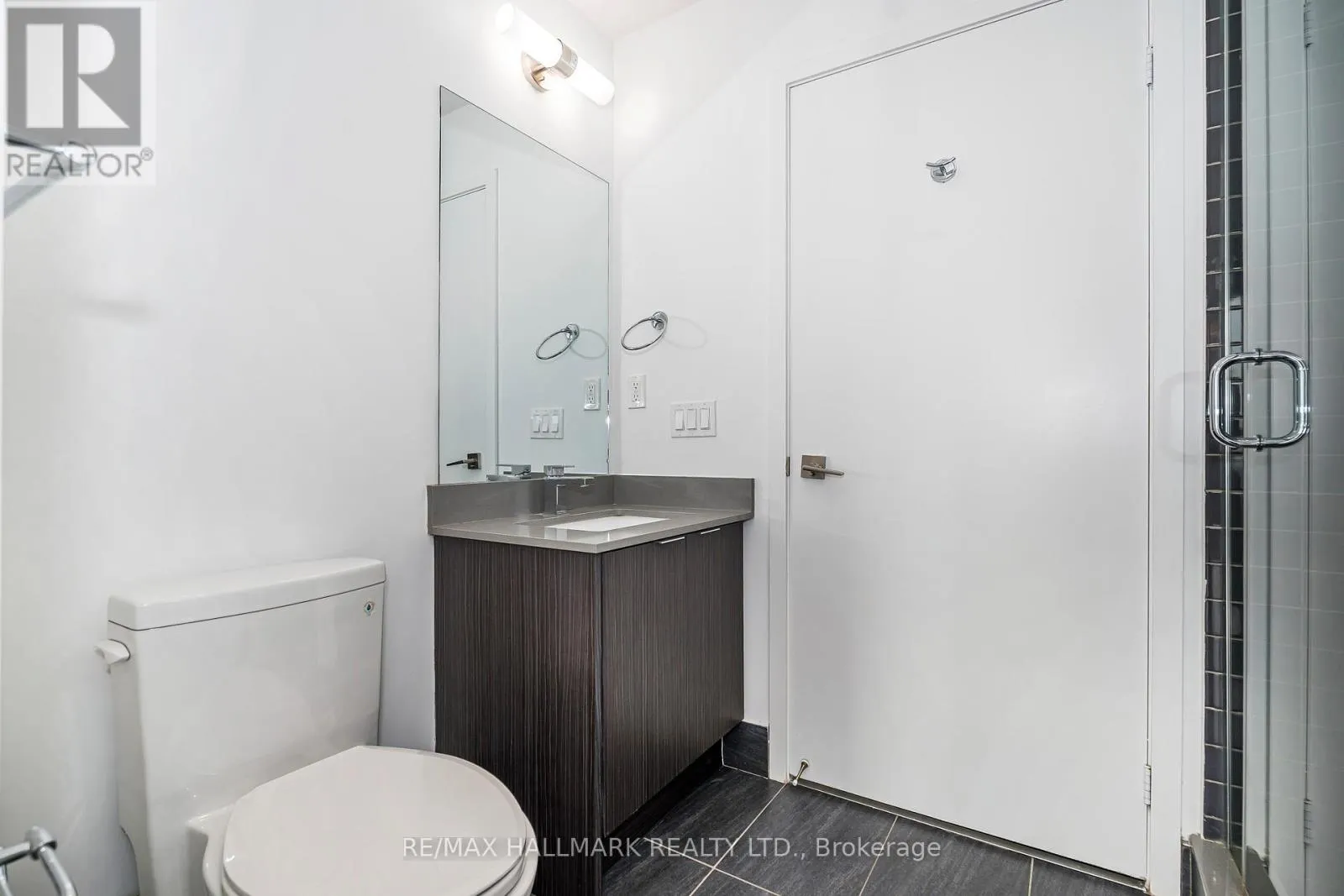 2609 - 2916 HIGHWAY 7 EXPRESSWAY