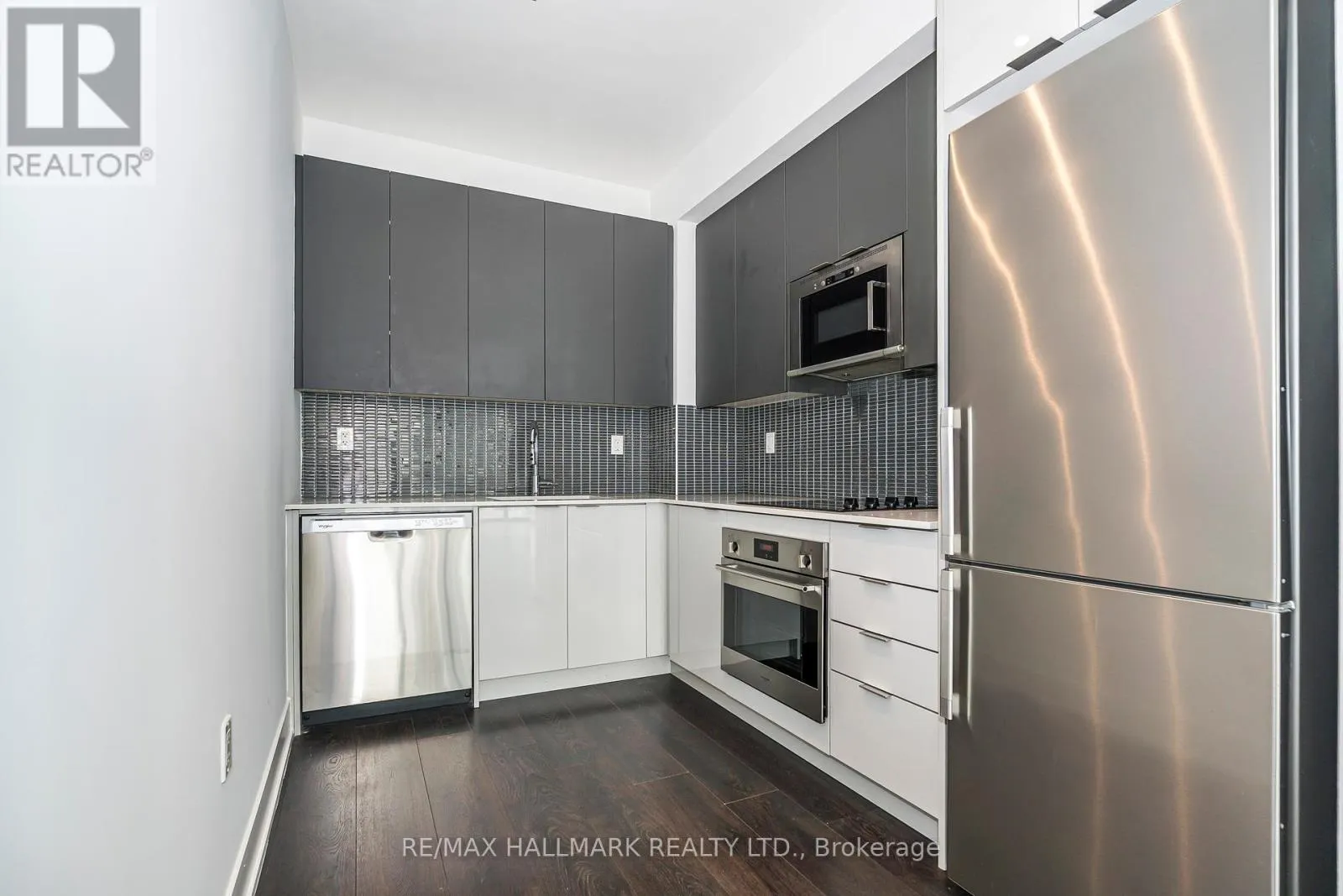 2609 - 2916 HIGHWAY 7 EXPRESSWAY