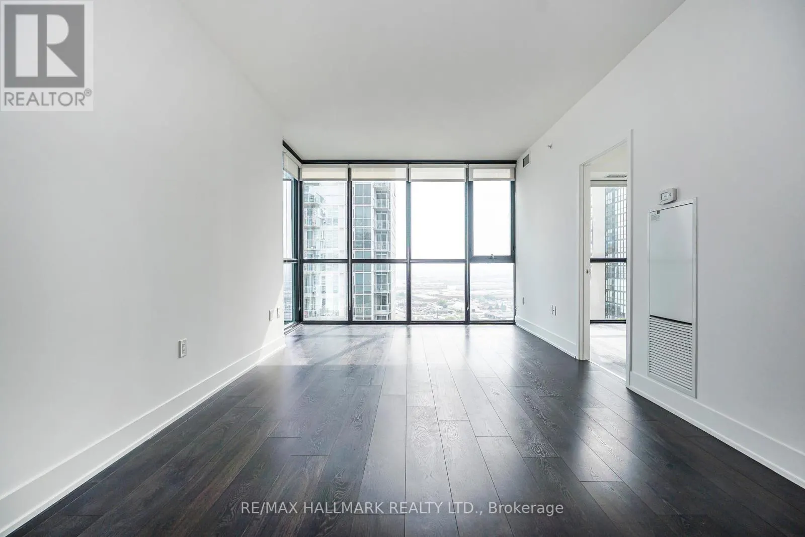 2609 - 2916 HIGHWAY 7 EXPRESSWAY