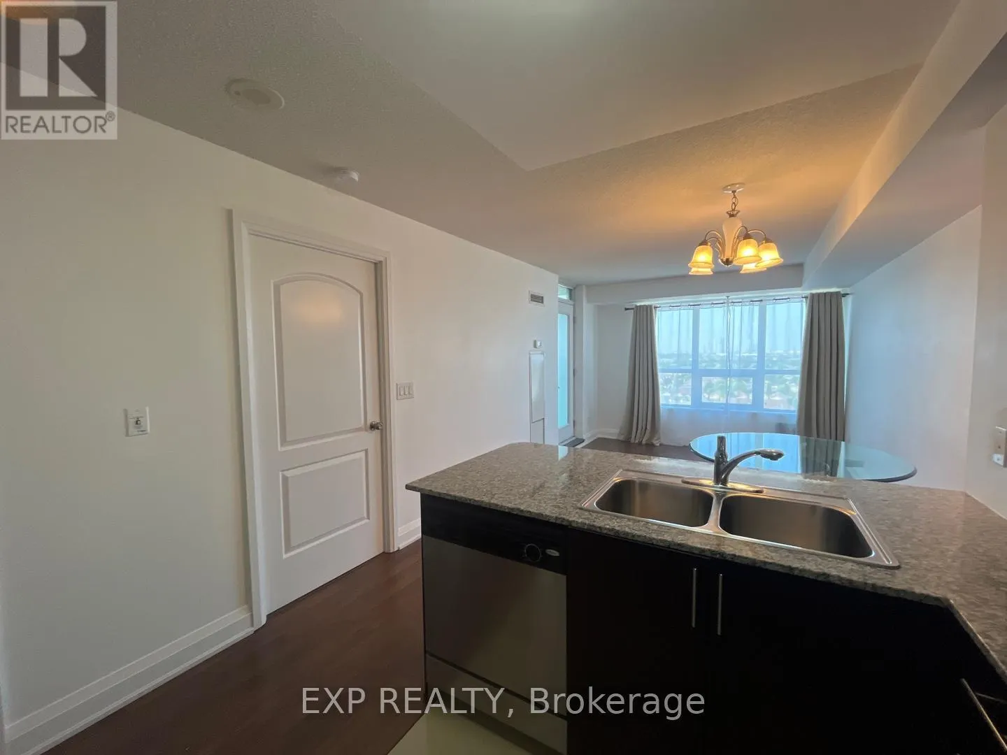 1410 - 30 NORTH PARK ROAD