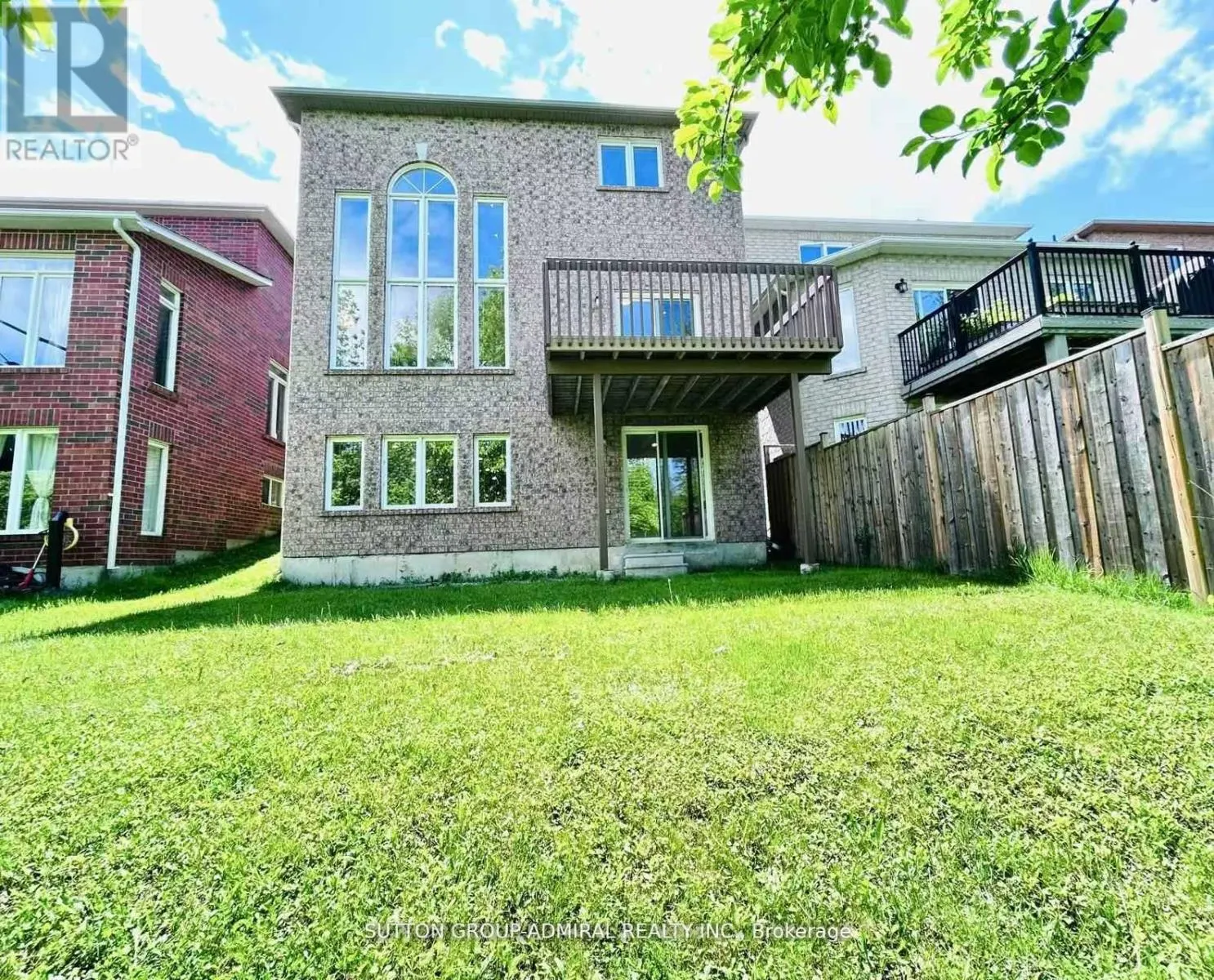 98 HOLLY DRIVE