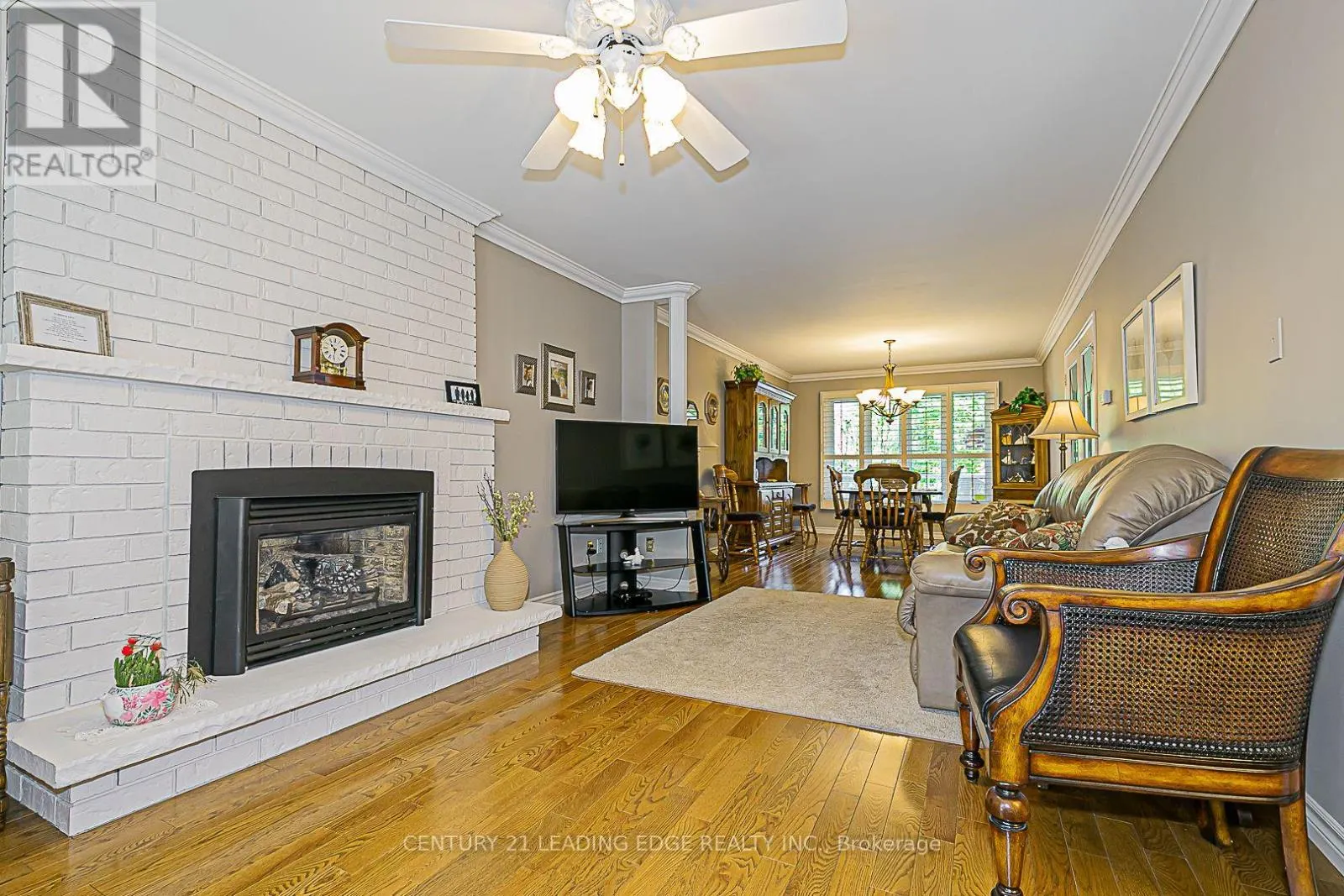 382 RAYMERVILLE DRIVE