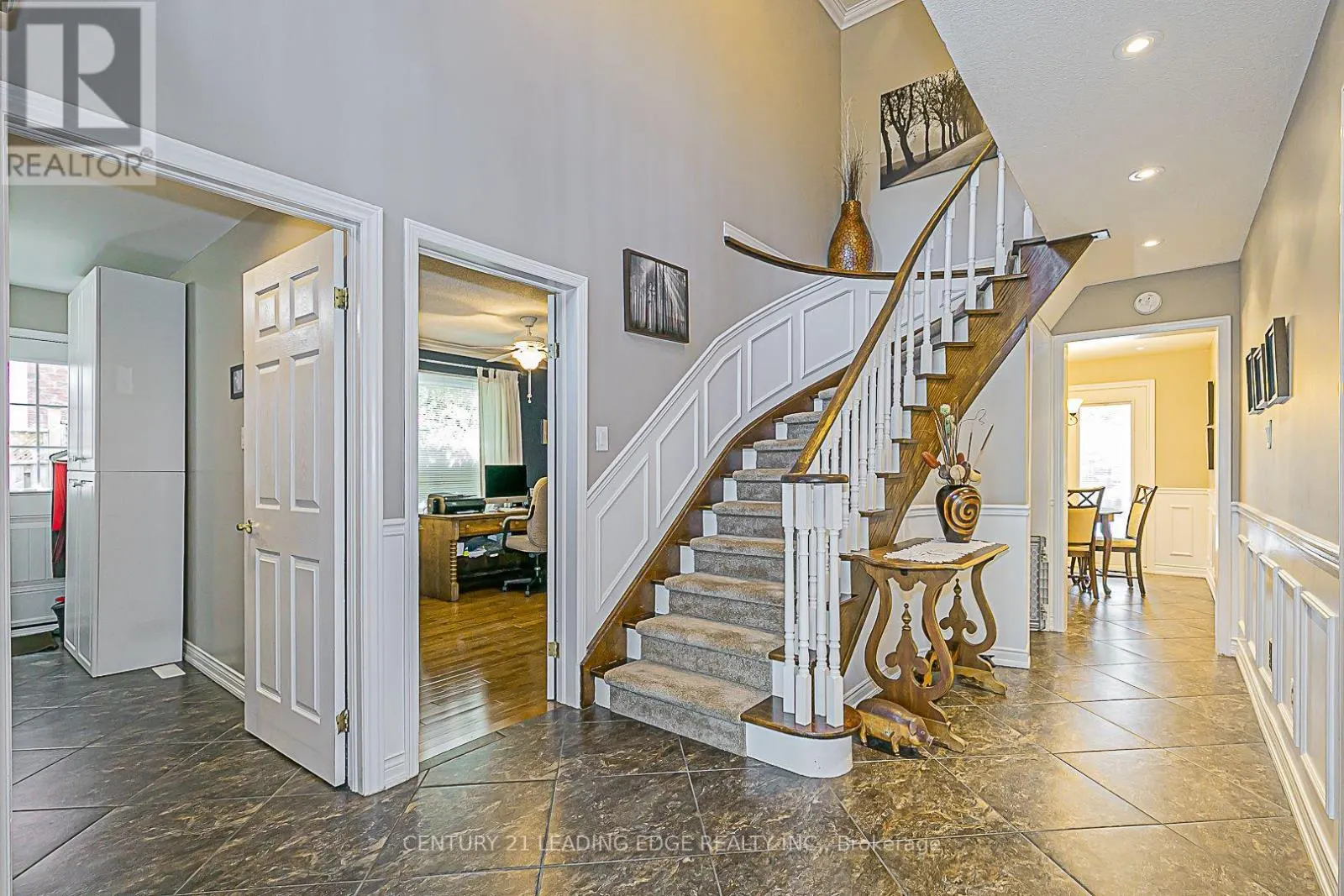 382 RAYMERVILLE DRIVE