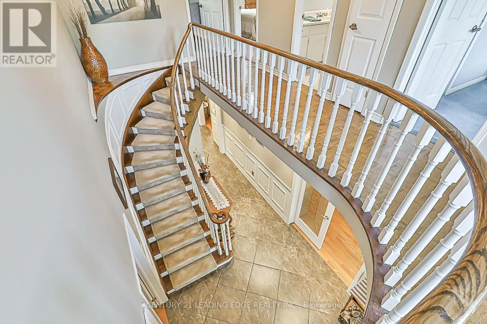 382 RAYMERVILLE DRIVE