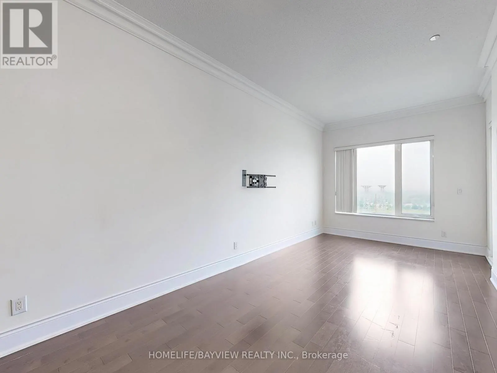PH7 - 277 SOUTH PARK ROAD
