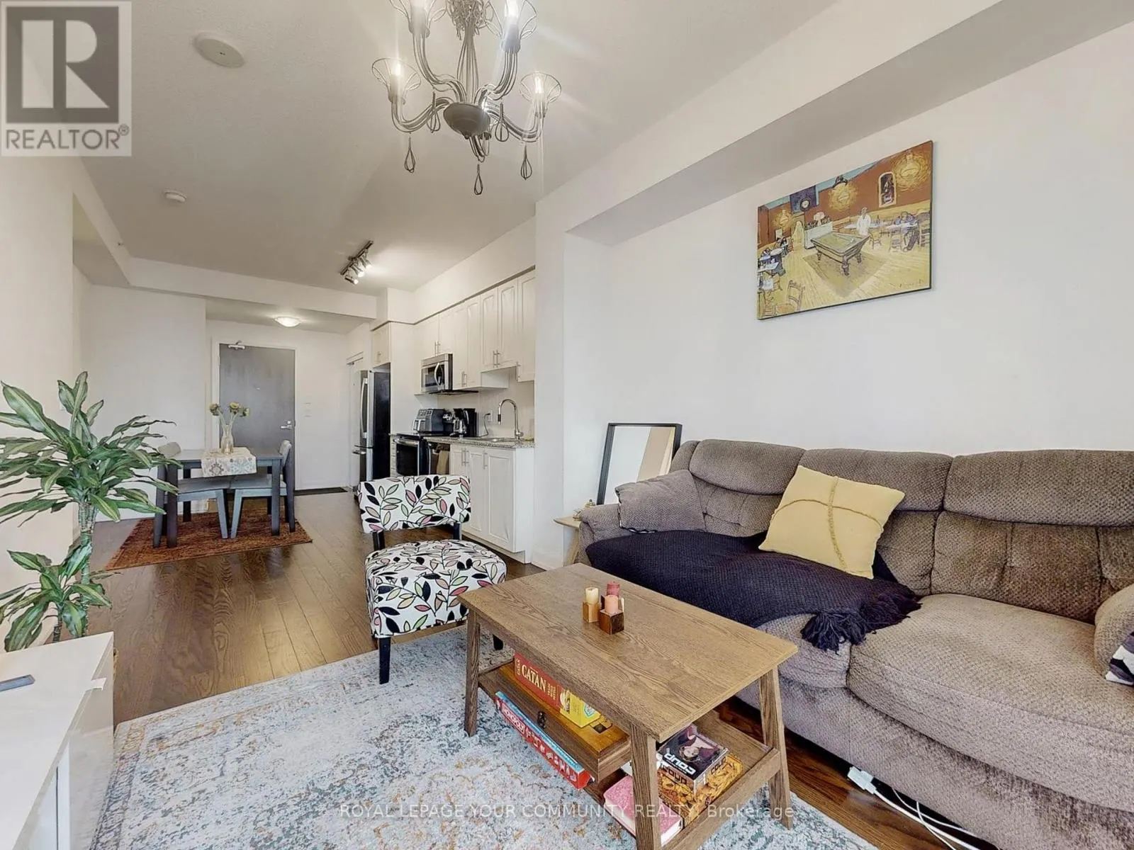522 - 7161 YONGE STREET