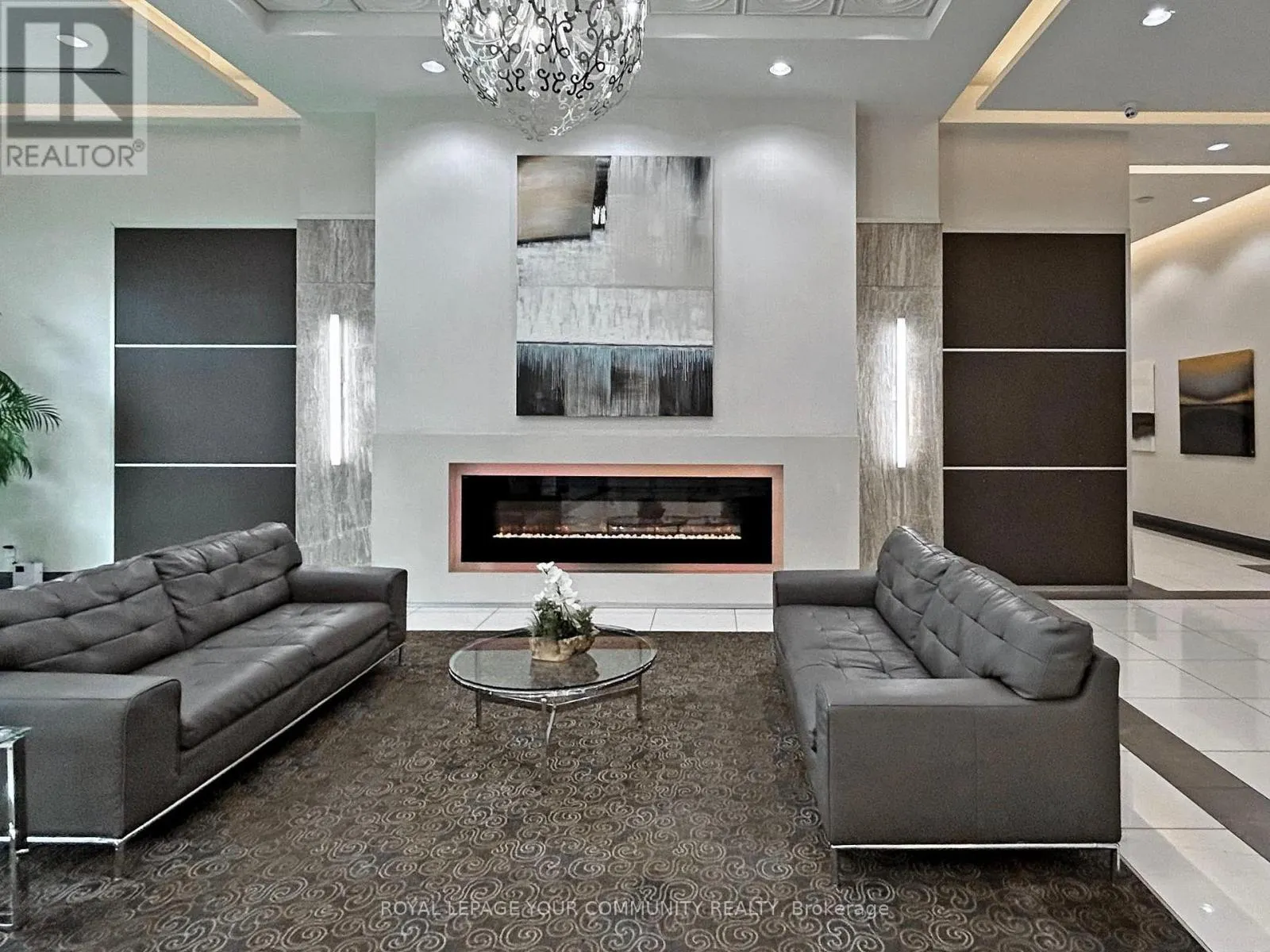 522 - 7161 YONGE STREET