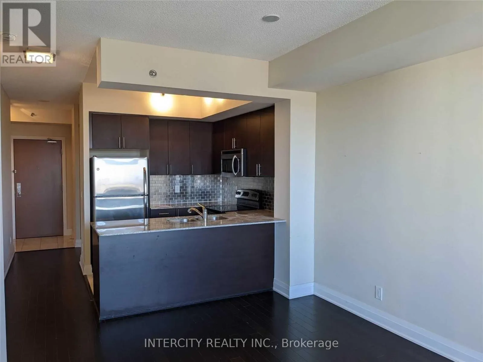 1102 - 520 STEELES AVENUE W