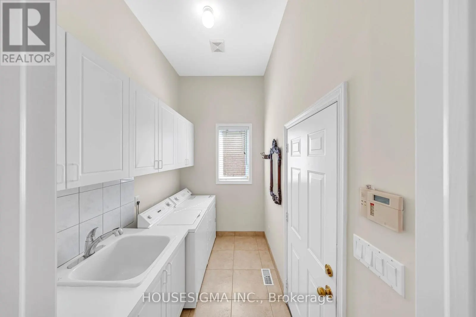 38 PAIRASH AVENUE