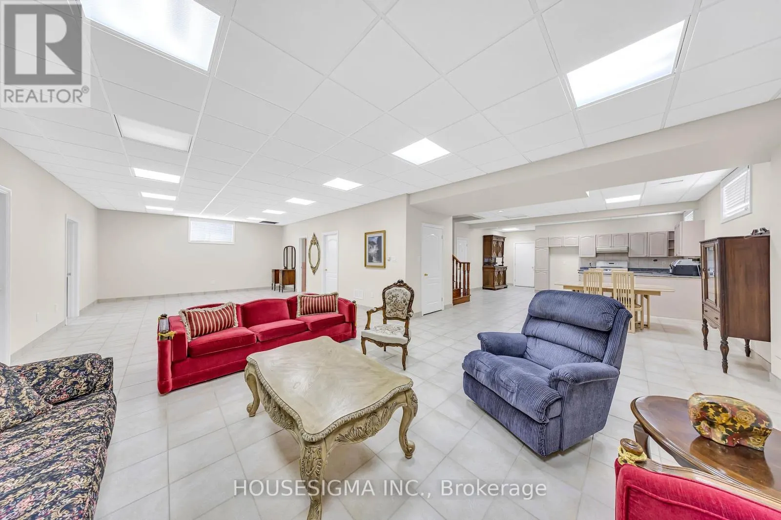 38 PAIRASH AVENUE