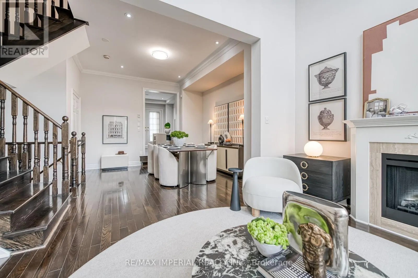 21 MACKENZIE'S STAND AVENUE