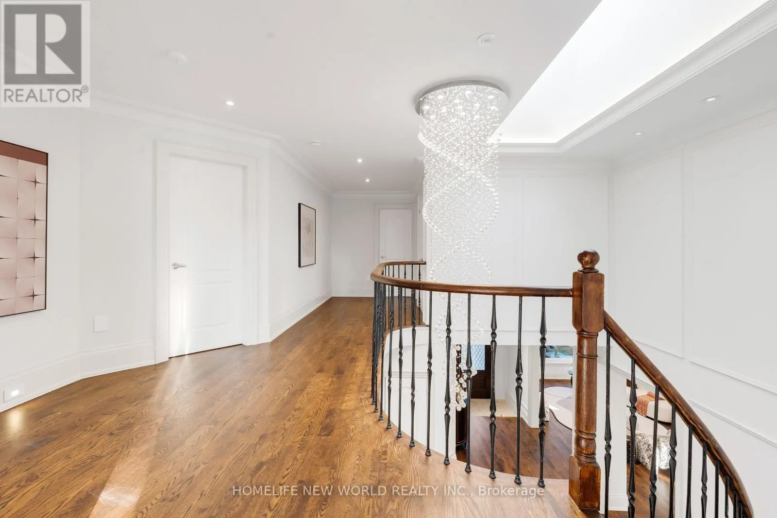 145 CLARENDON DRIVE