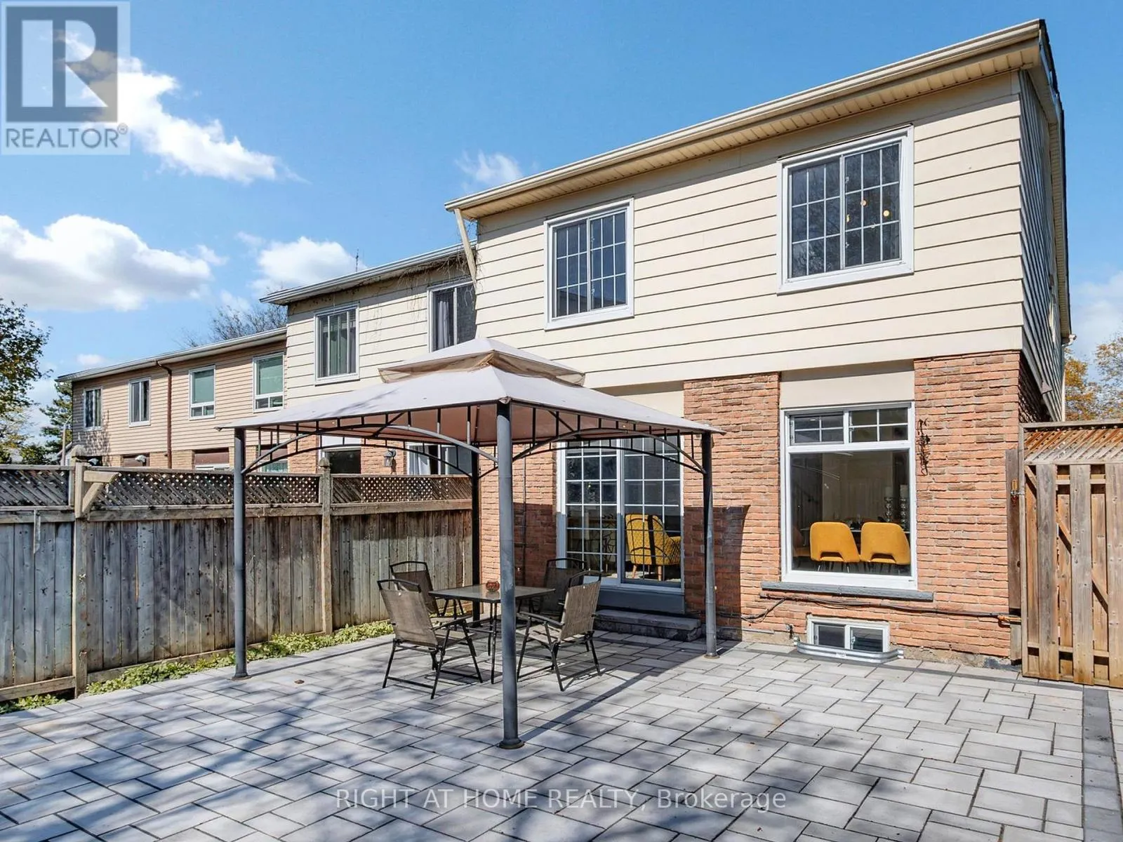 94 REGINALD CRESCENT