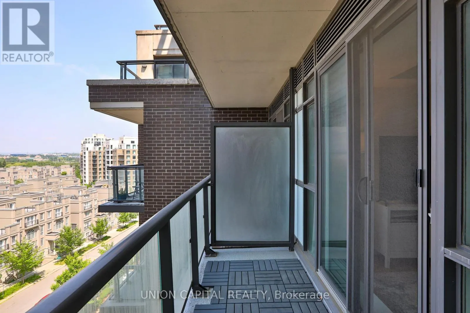 801 - 8110 BIRCHMOUNT STREET