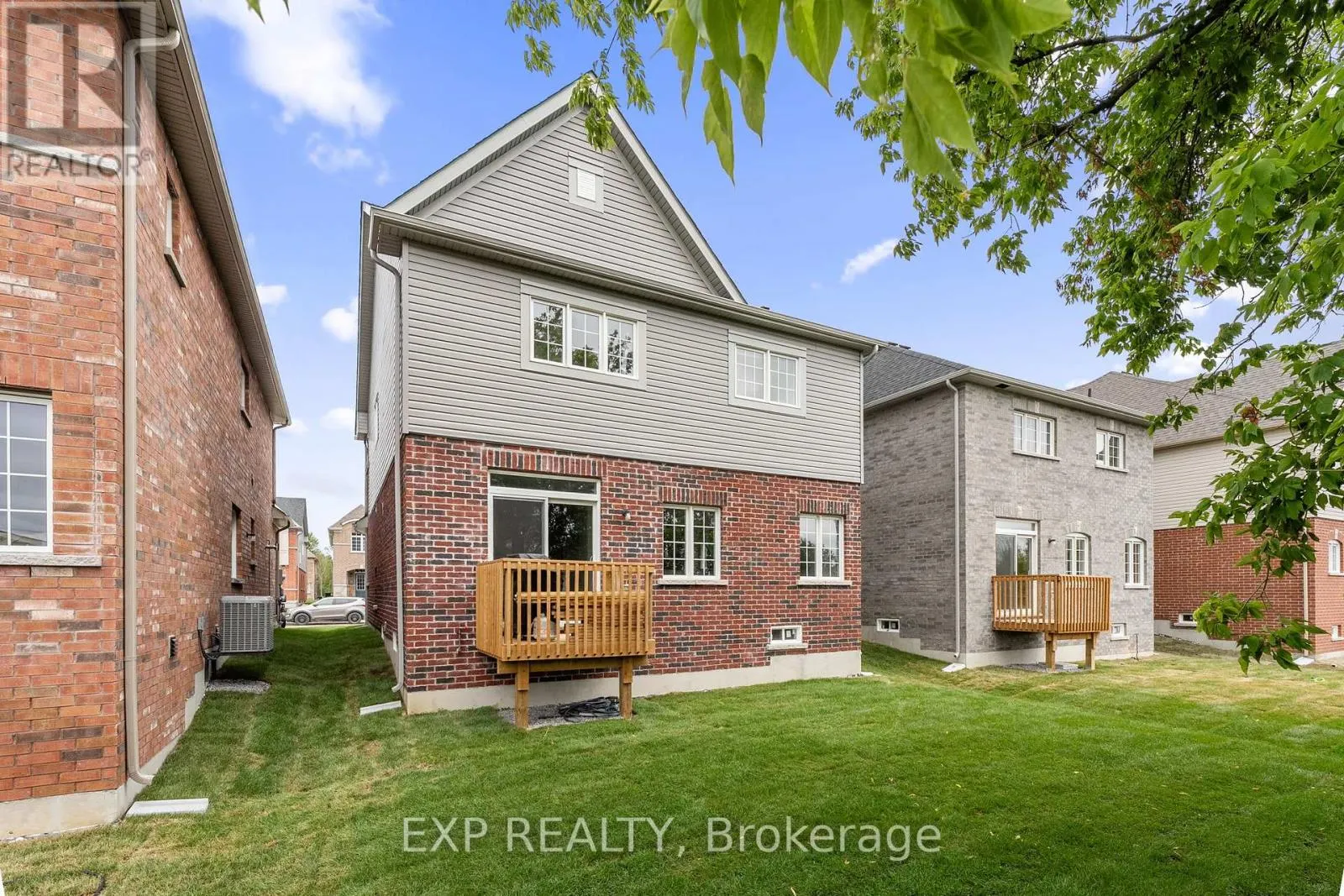 117 CLIFF THOMPSON COURT