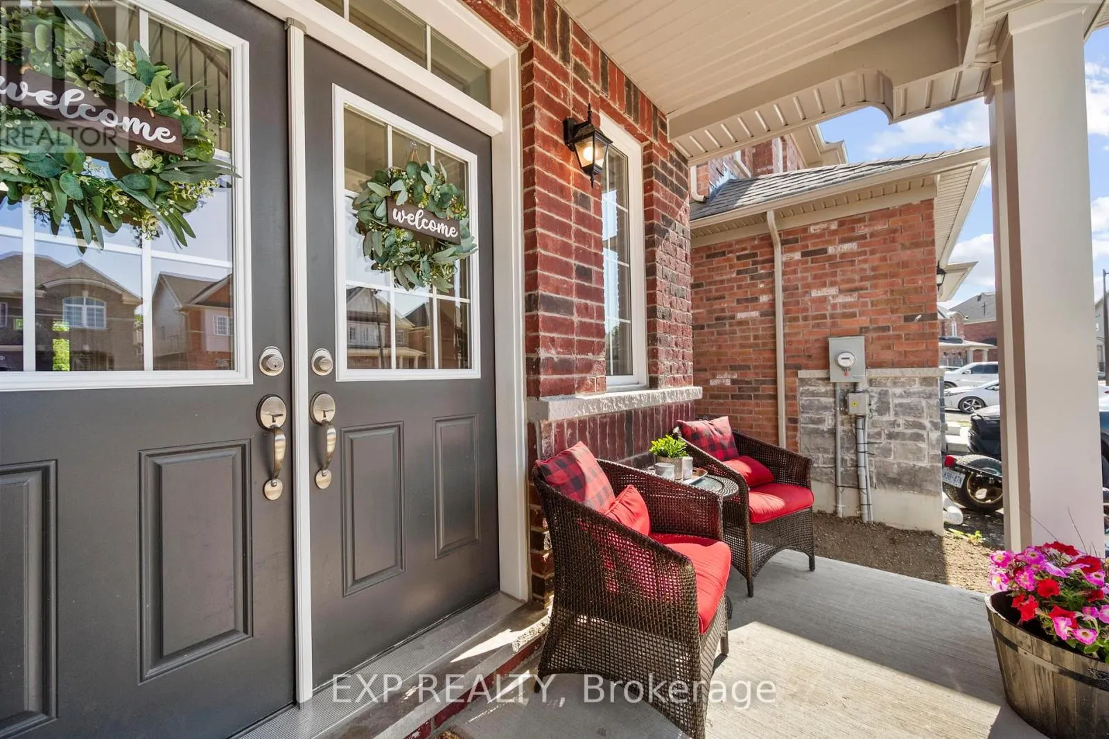 117 CLIFF THOMPSON COURT