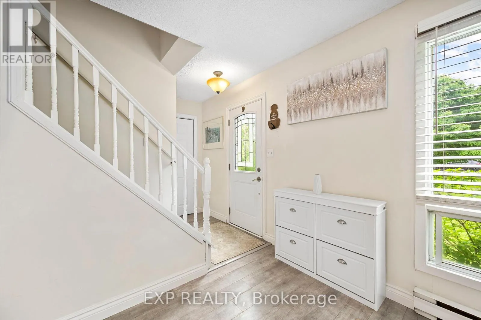 75 BROOK CRESCENT