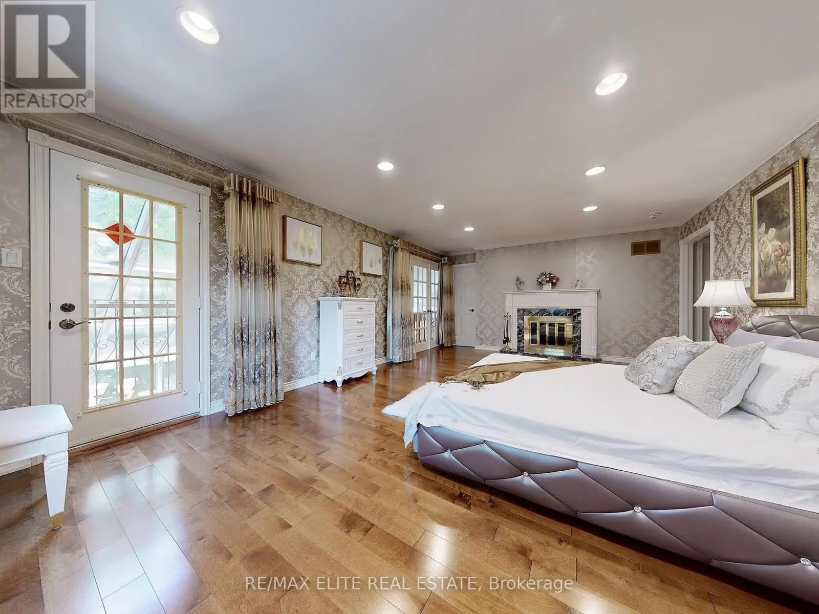 48 PEMBERTON ROAD