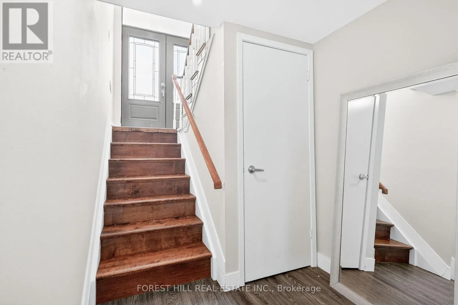 104 ARMITAGE DRIVE