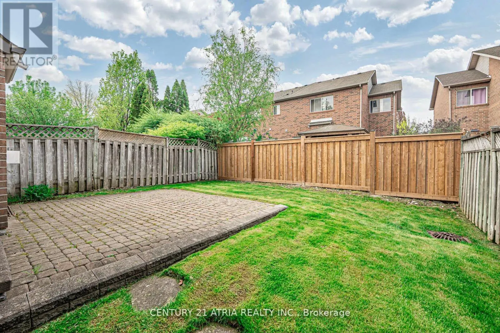 40 NOTTINGHAM DRIVE