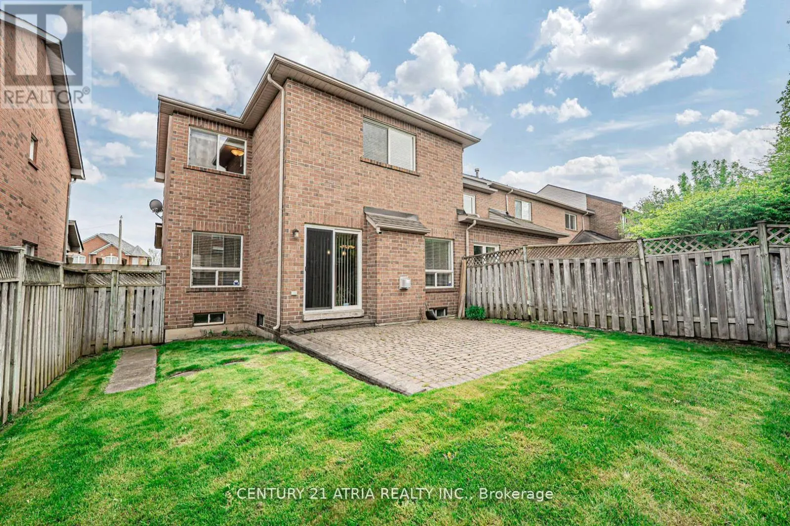 40 NOTTINGHAM DRIVE