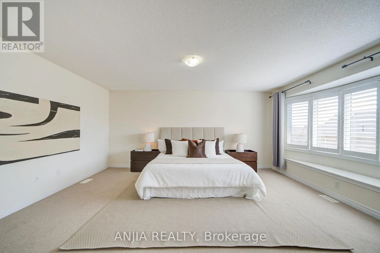 123 GREENFOREST GROVE