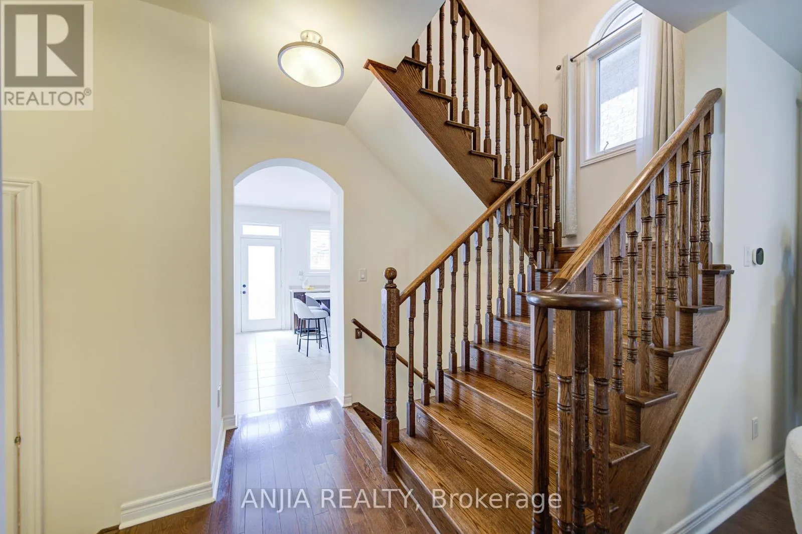123 GREENFOREST GROVE