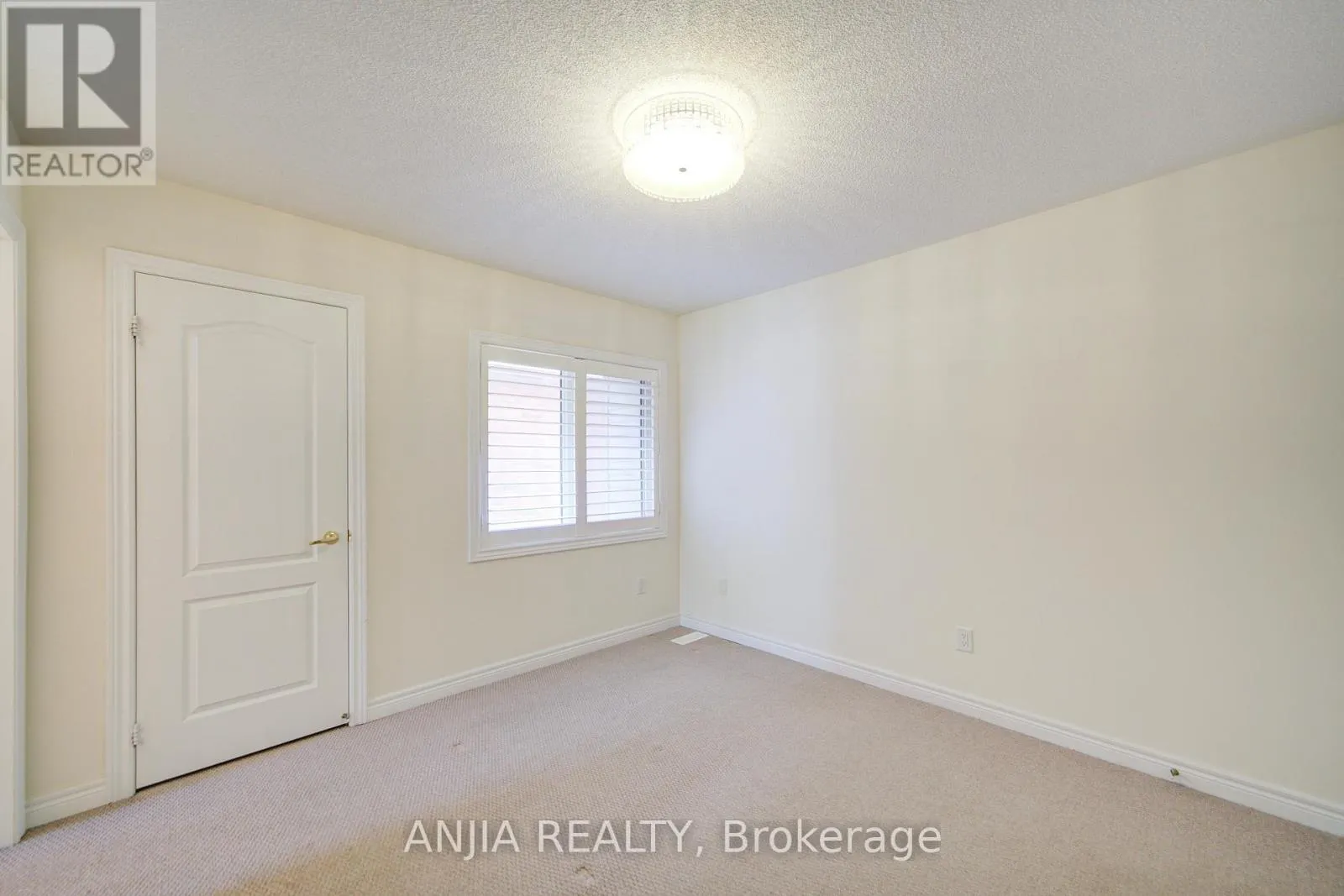 123 GREENFOREST GROVE