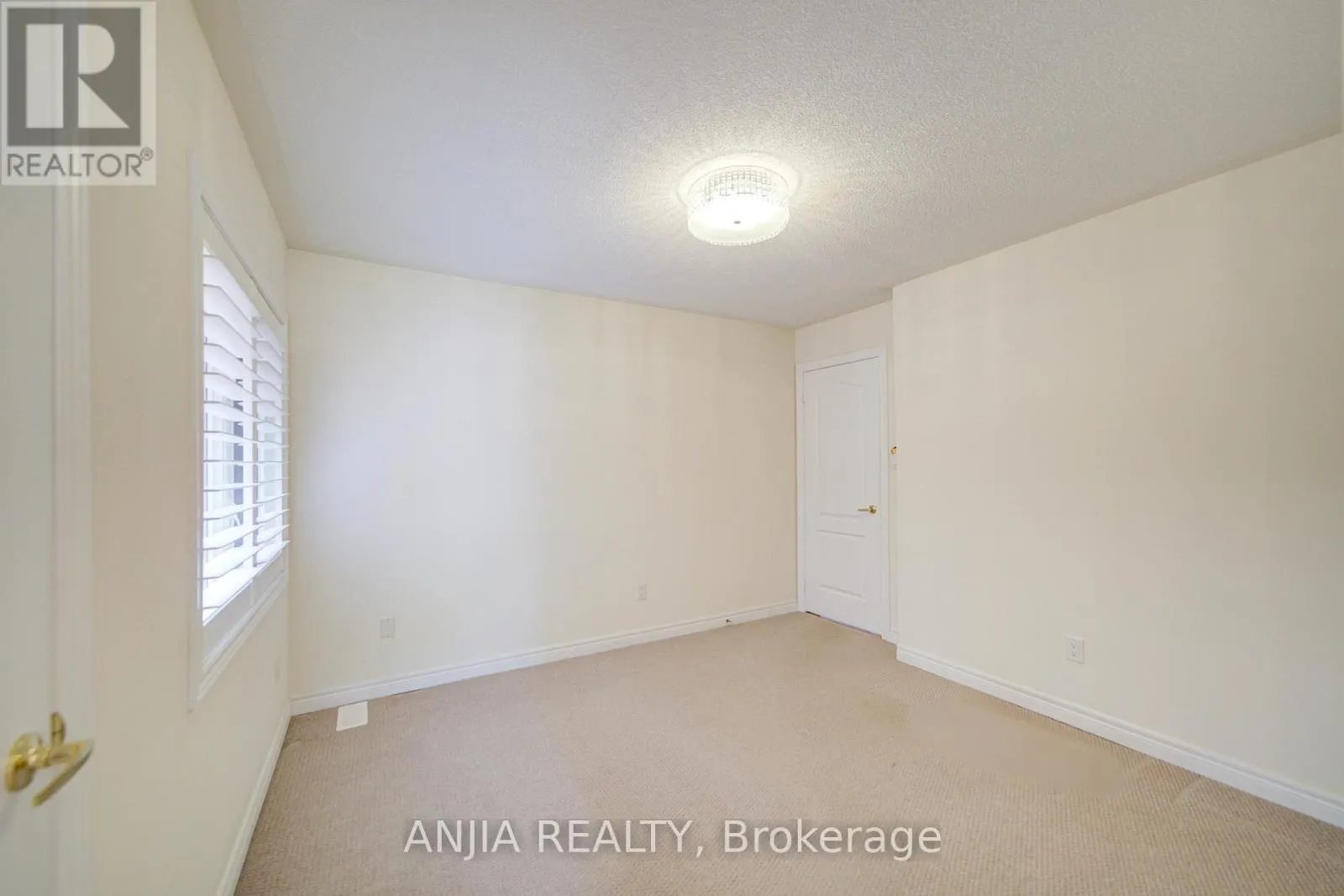 123 GREENFOREST GROVE