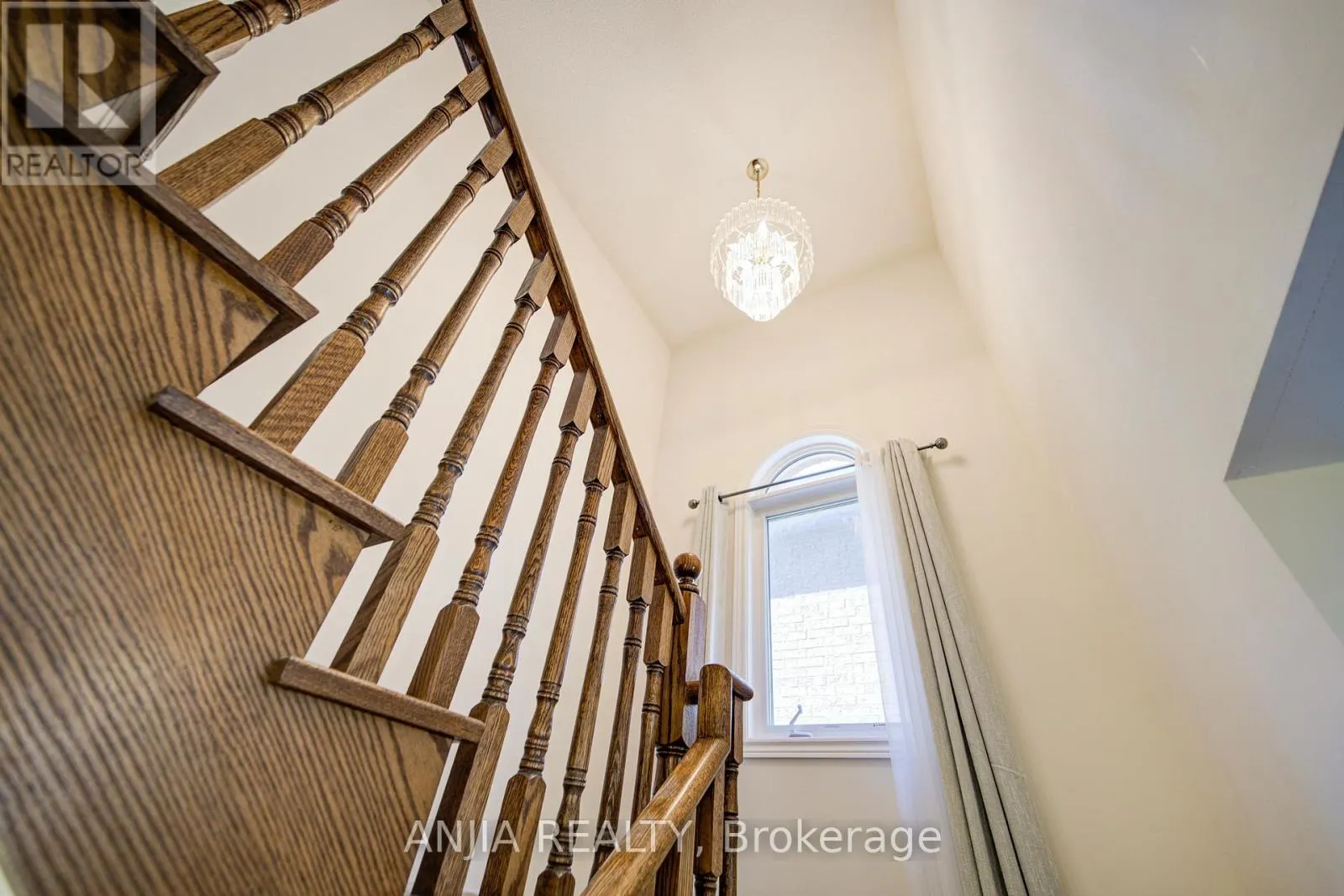 123 GREENFOREST GROVE