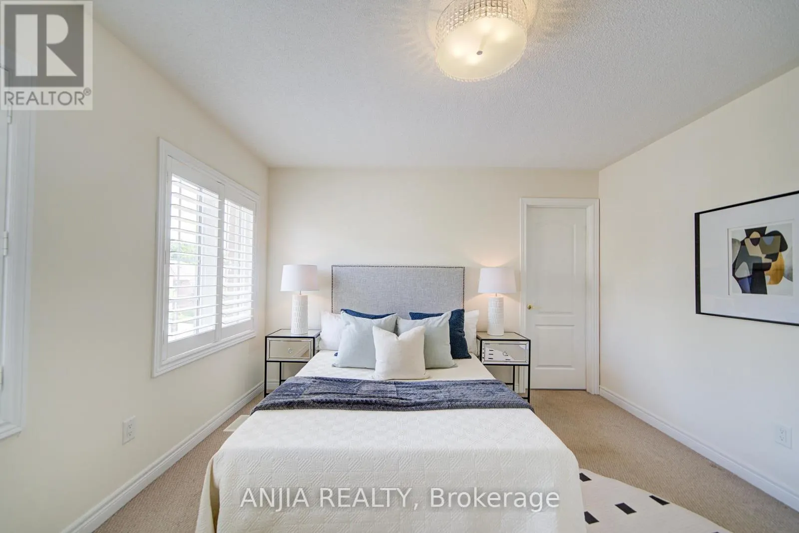123 GREENFOREST GROVE
