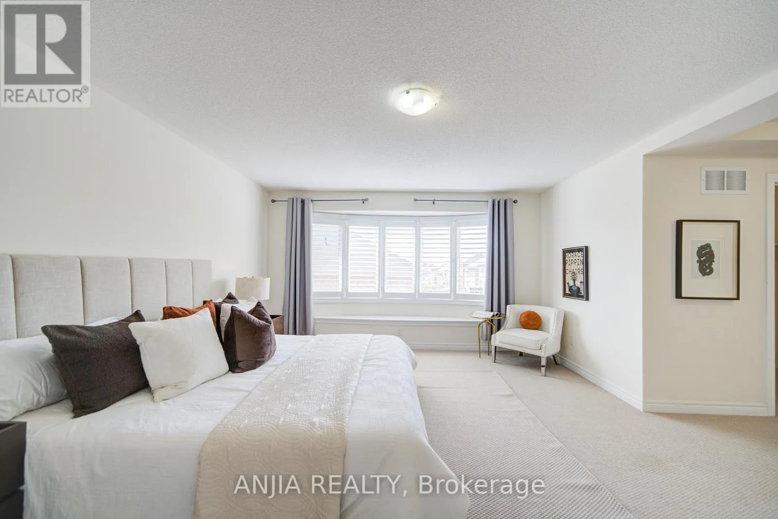 123 GREENFOREST GROVE