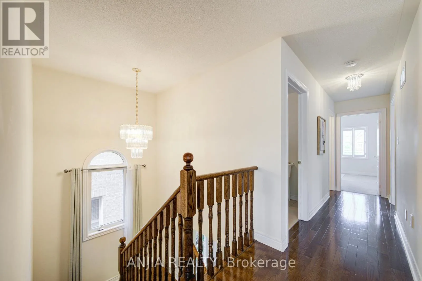123 GREENFOREST GROVE