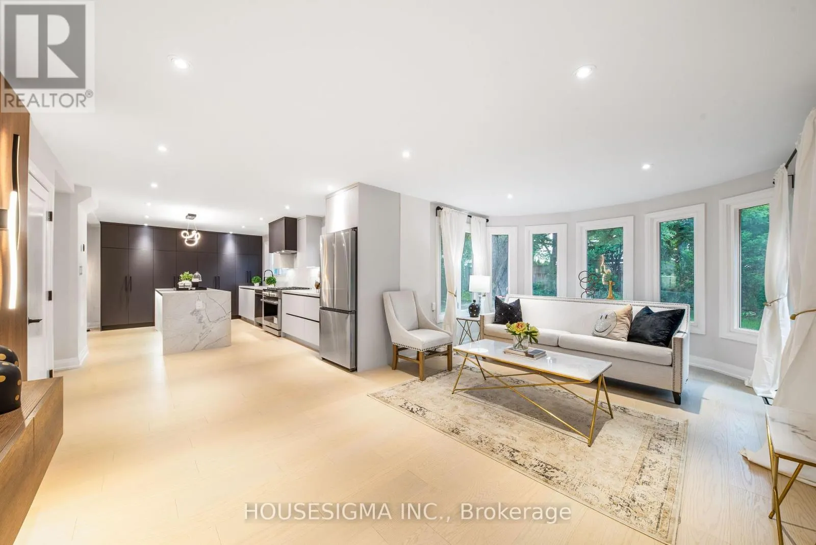 50 ROYAL ORCHARD BOULEVARD