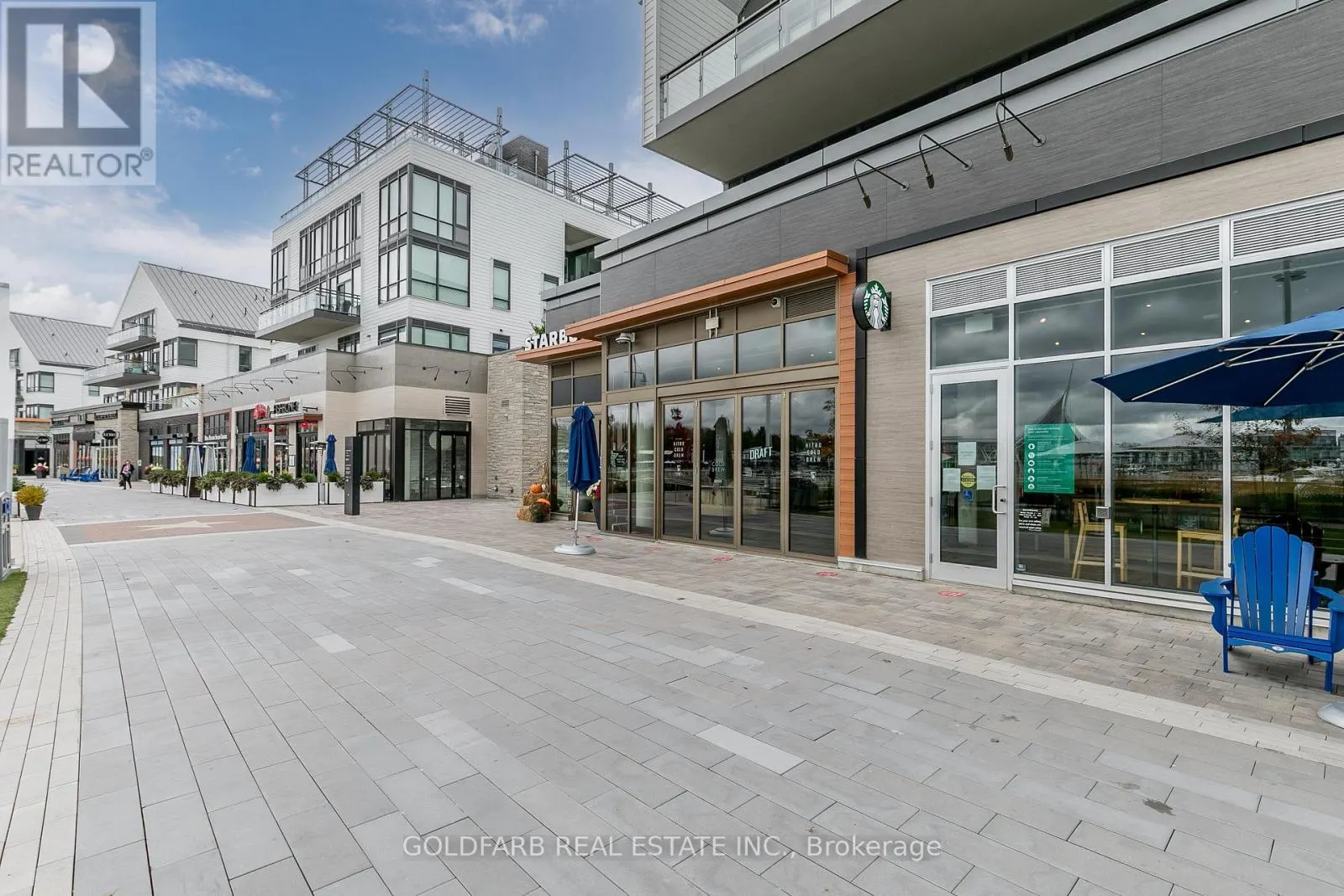 42 - 261 BROWARD WAY