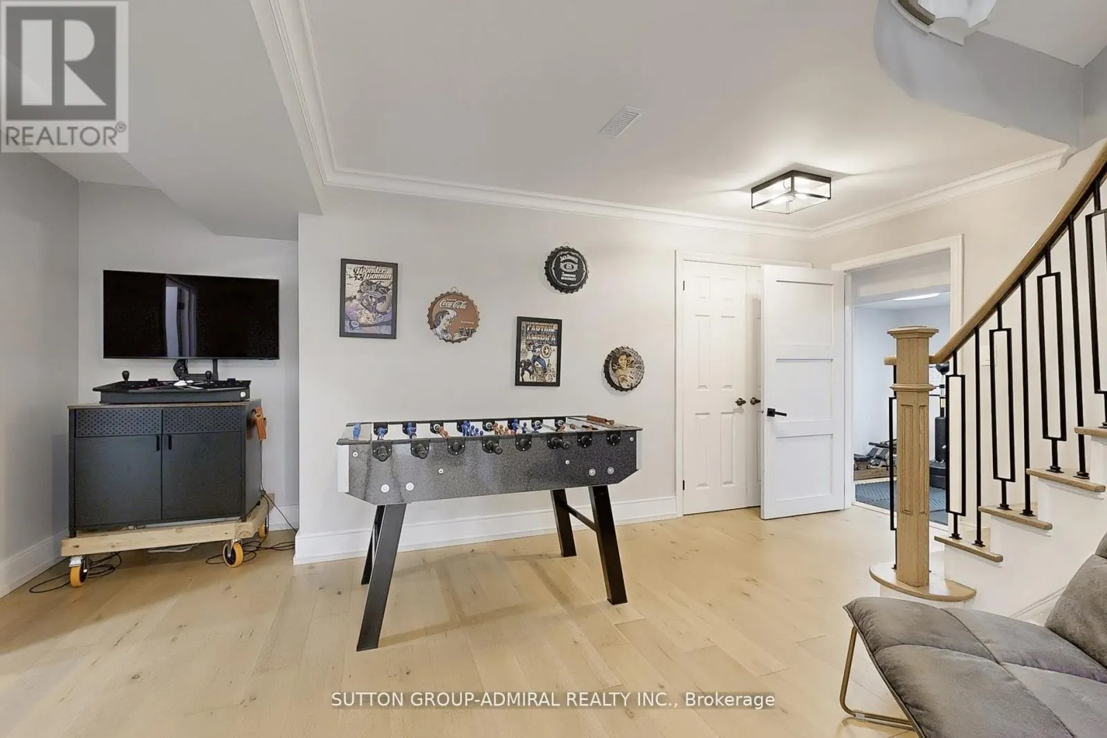 18 TANNERY COURT