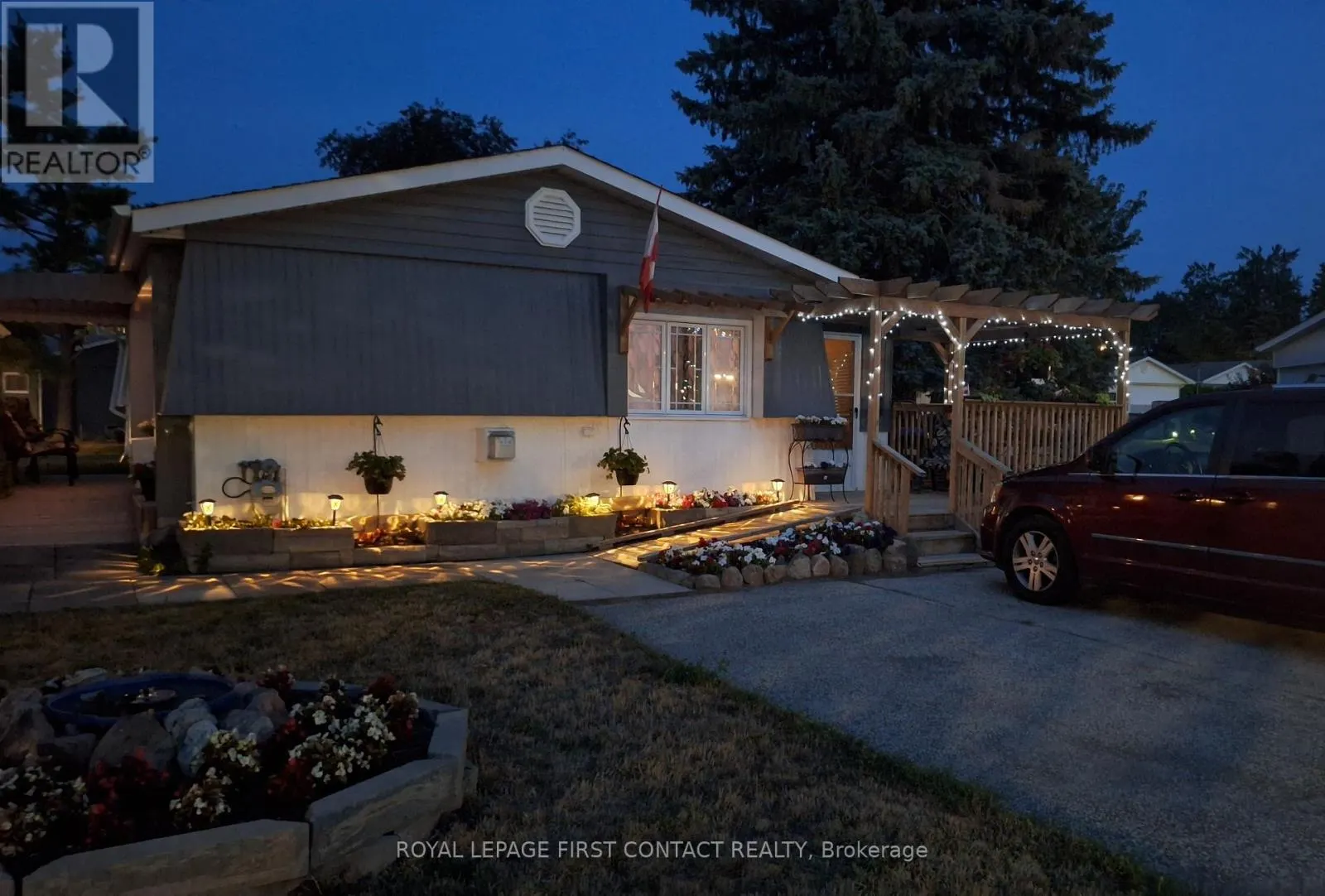 3 WEEPING WILLOW DRIVE